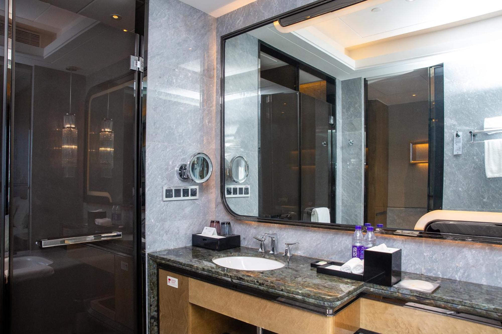 فندق Pullman Yantai Center المظهر الخارجي الصورة
